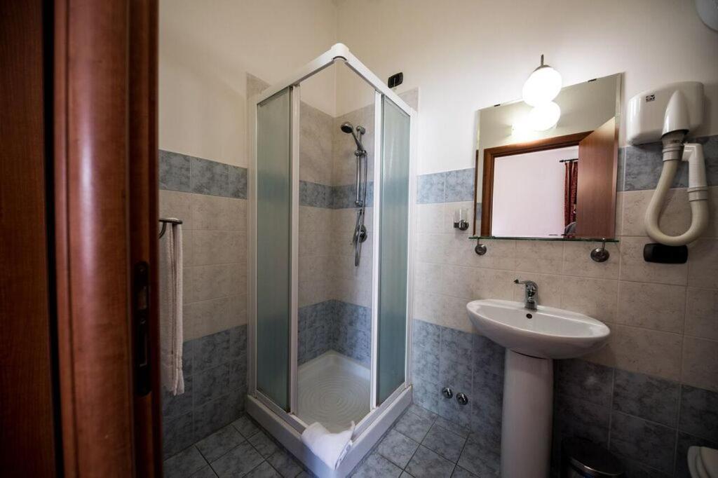 Domus Appia 154 B&B Roma Dış mekan fotoğraf